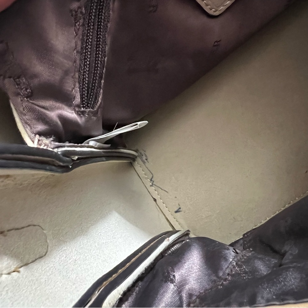 Foxer - Womens Two Toned Shoulder Purse - Picture 14 of 15